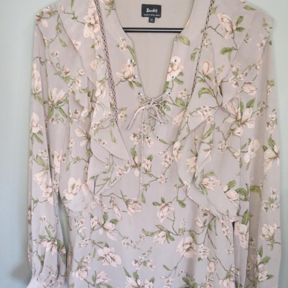 BARDOT - pretty very feminine style top - size 14 - Picture 2 of 5